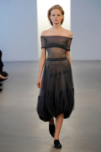 Look 7